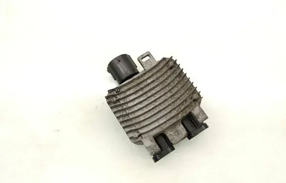 Volvo V70 Fan control module 940004202