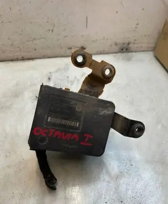 Skoda Octavia Mk1 (1U) ABS Pump 1C0907379K