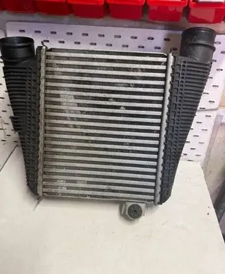Audi A8 S8 D5 Intercooler radiator 4N0145806L