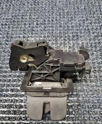 Audi A3 S3 8P Tailgate/trunk/boot lock/catch/latch 8P4827505B