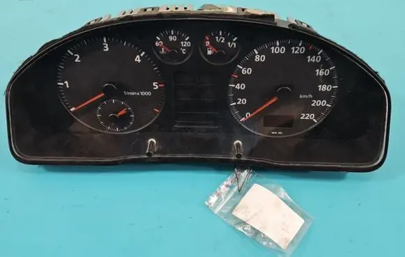 Audi A4 S4 B5 8D Speedometer (instrument cluster) IMPRK1404788