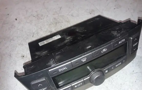 Toyota Avensis T250 Climate control unit 5590205060H
