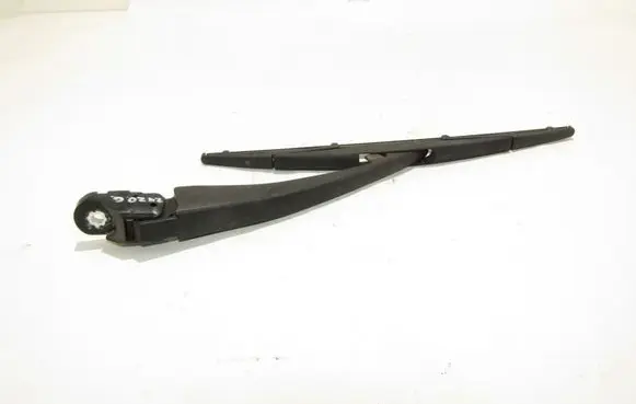 Nissan Pathfinder R51 Rear wiper blade arm kodo