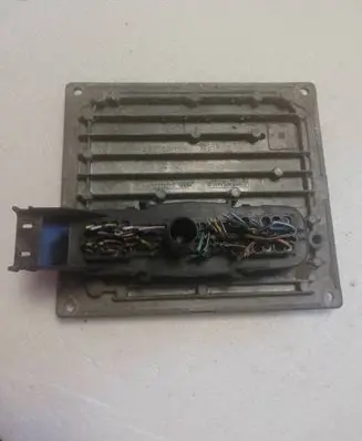 Ford Focus Engine control unit/module 5M5112A650GF 118934103