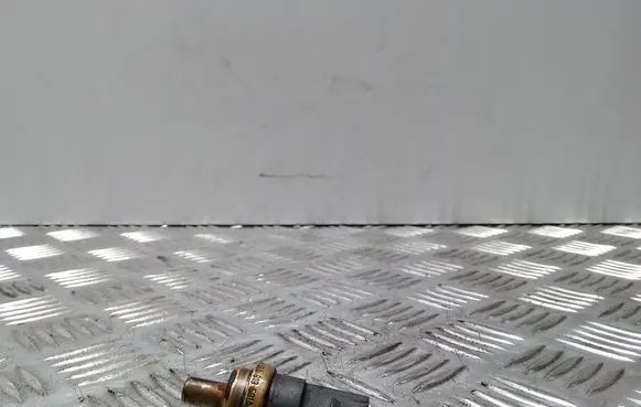 Coolant temperature sensor