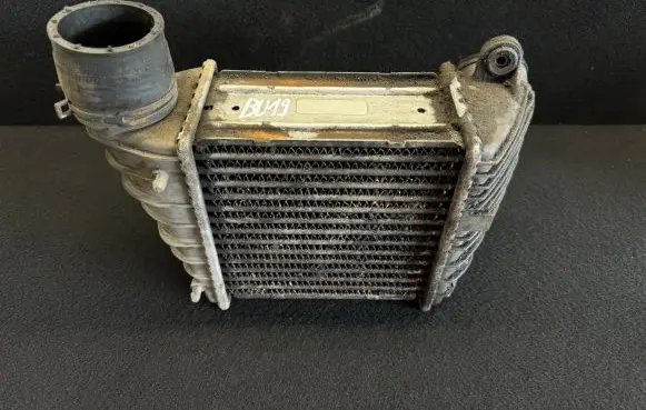 Volkswagen Golf IV Intercooler radiator 1J0145805