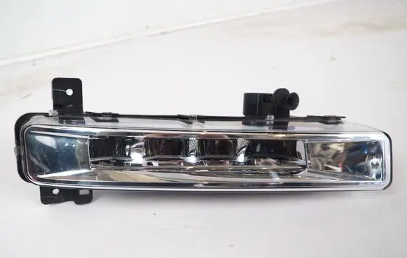 BMW 5 G30 G31 Front fog light 7349131