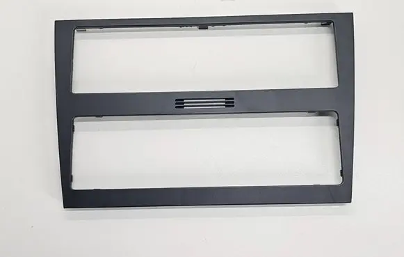 Radio/GPS head unit trim