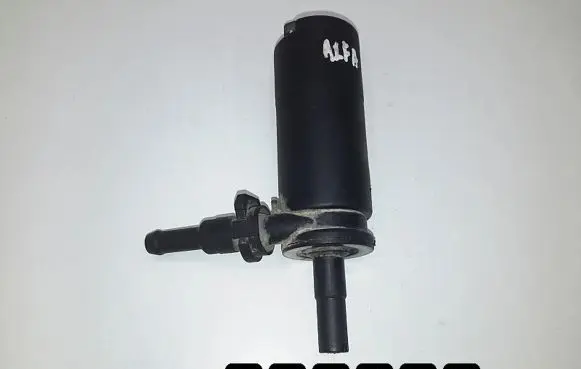 Alfa Romeo 159 Windscreen/windshield washer pump