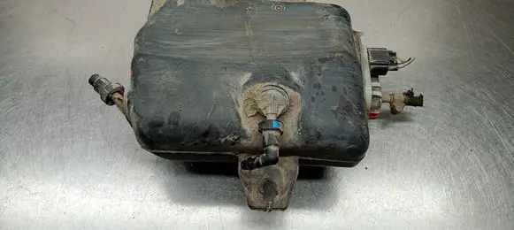 Volvo V50 FAP fluid tank 3M519C103AJ