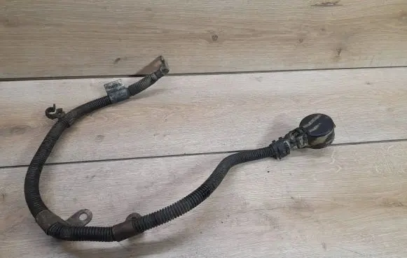 Mercedes-Benz E W211 Positive cable (battery) 2115402105