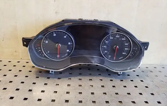 Audi A6 C7 Speedometer (instrument cluster) 4G8920981C 0263672076