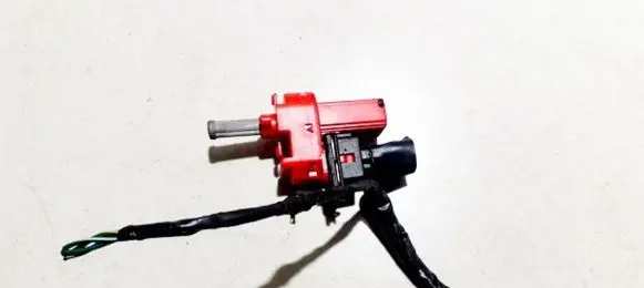 Ford Mondeo Mk III Brake pedal sensor switch 94bb7c534ac