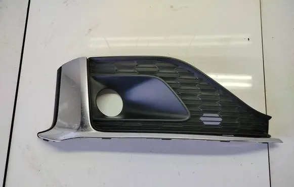 Audi A5 Front bumper lower grill 8W6807682S