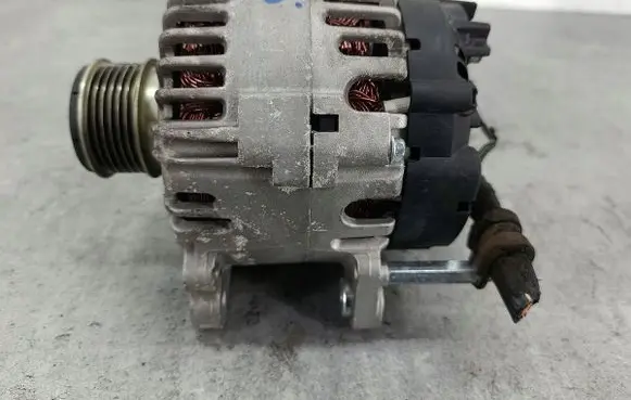 Volkswagen Touran I Generator/alternator