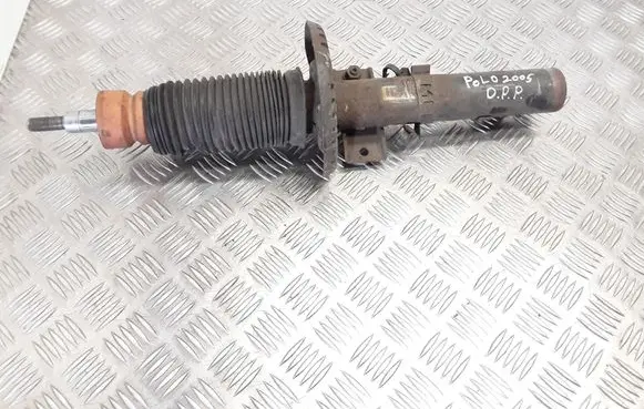 Volkswagen Polo Front shock absorber/damper