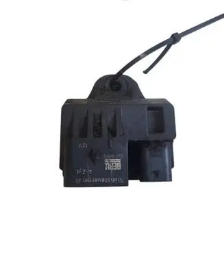 BMW 3 E90 E91 Glow plug pre-heat relay 781085603