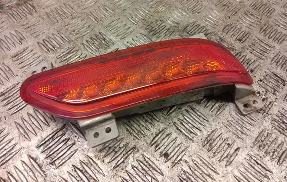 Chevrolet Captiva Rear fog light E1313724