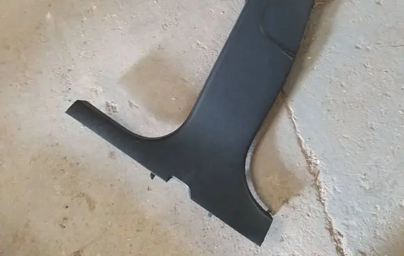 Skoda Yeti (5L) (B) pillar trim (bottom) 5L0867282