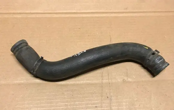 Opel Mokka X Engine coolant pipe/hose 95493511