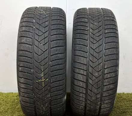 Mercedes-Benz E W213 R18 winter tire