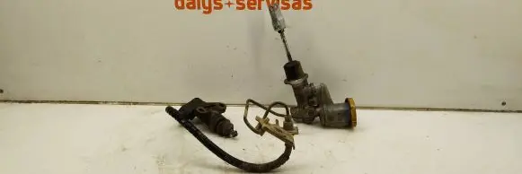Subaru Outback Clutch slave cylinder 