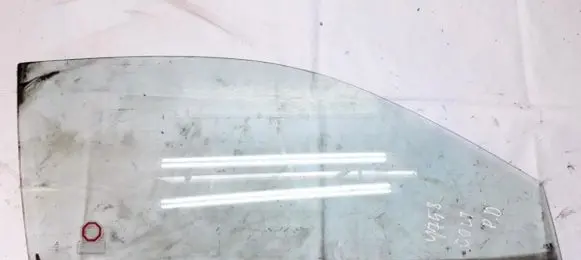 Mitsubishi Colt Front door window glass four-door