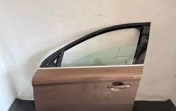 Volvo XC60 Front door 49400