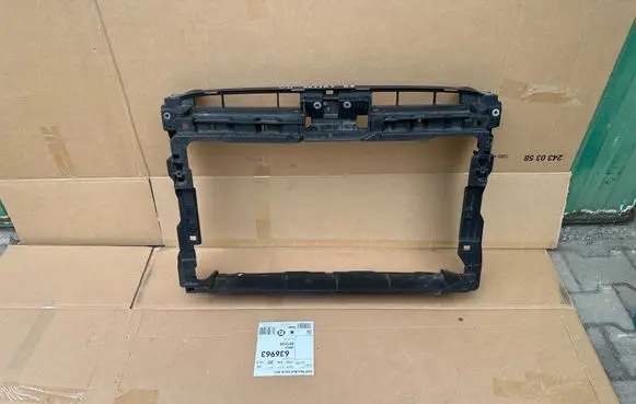 Volkswagen PASSAT B8 Radiator support slam panel 3G0805588M