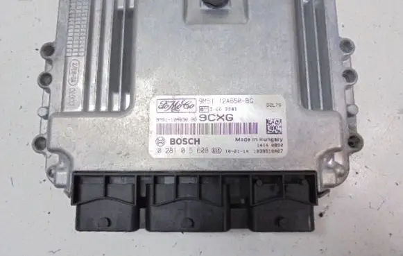 Ford Focus C-MAX Engine control unit/module ECU 9M51-12A650-BG