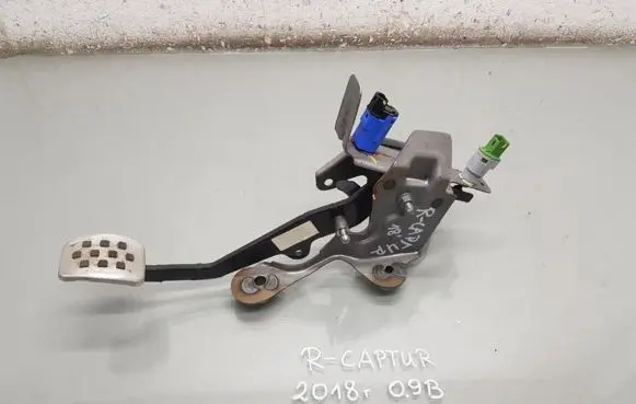 Clutch pedal