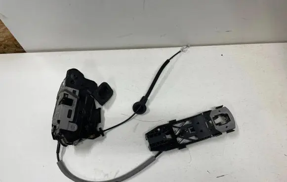 Seat Leon (5F) Front door lock 5K1837015