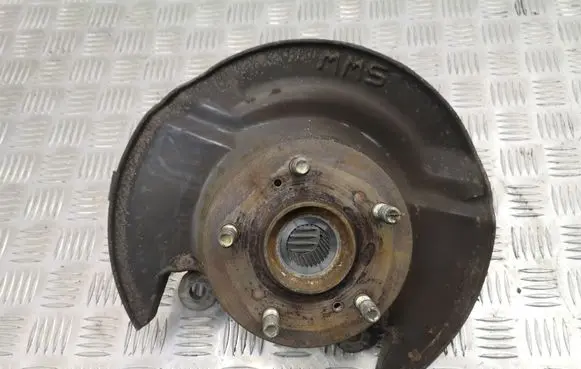 Honda CR-V Front wheel hub