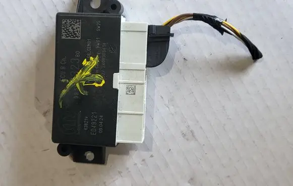 Citroen C4 III e-C4 Parking PDC sensor 9859632380