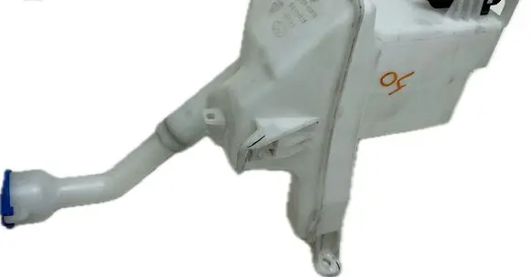 Hyundai Sonata DN8 Windshield washer fluid reservoir/tank 98610L0000