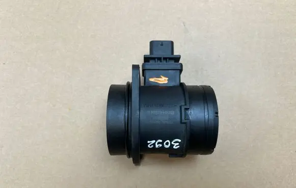 Hyundai i40 Mass air flow meter 2993700