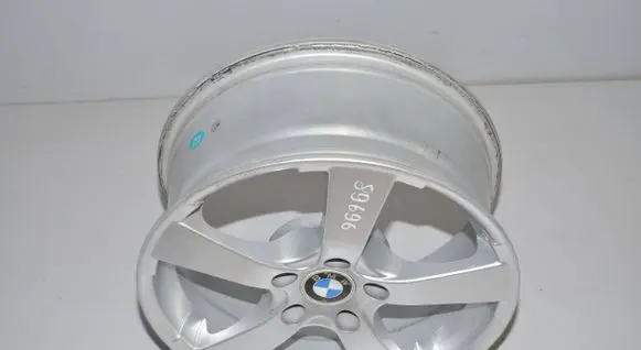 R17 alloy rim