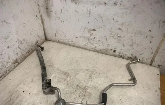 Suzuki Liana Air conditioning (A/C) pipe/hose