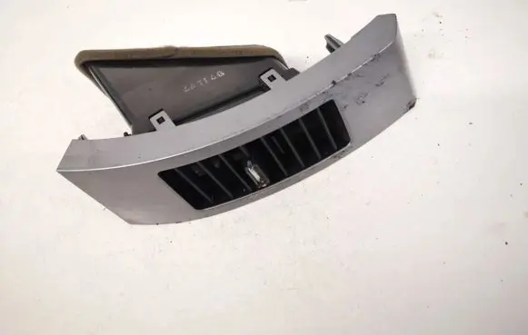 Mitsubishi Outlander Dash center air vent grill 8030a014zz