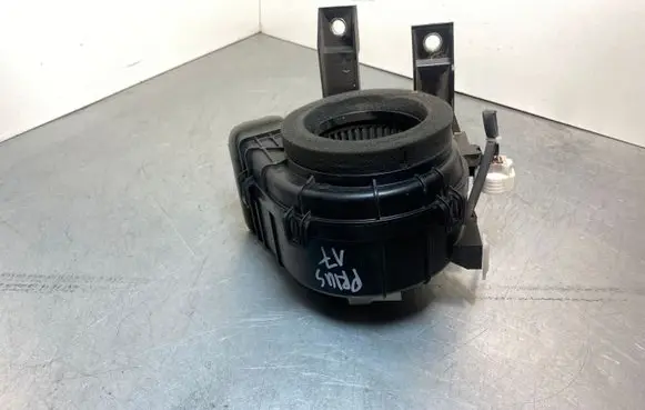 Toyota Prius (XW50) Hybrid/electric vehicle battery fan G923047080 BASF510B03 1706005438