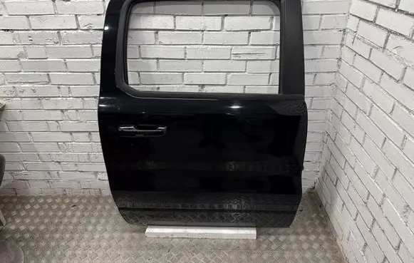 Ram 1500 DT Rear door
