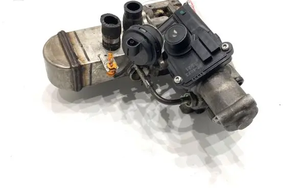 Volkswagen Touareg I EGR valve 274073