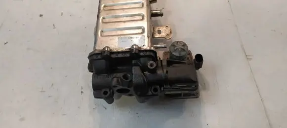 Volkswagen Multivan T6 EGR valve cooler 04L131512CF 7771602 PLE5410FEY2401