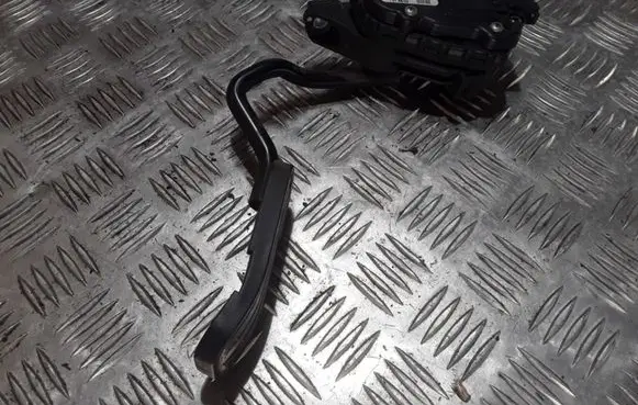 Volkswagen Sharan Accelerator throttle pedal 7M3721603D