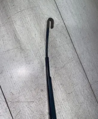 KIA Ceed Front wiper blade arm F00S51F046