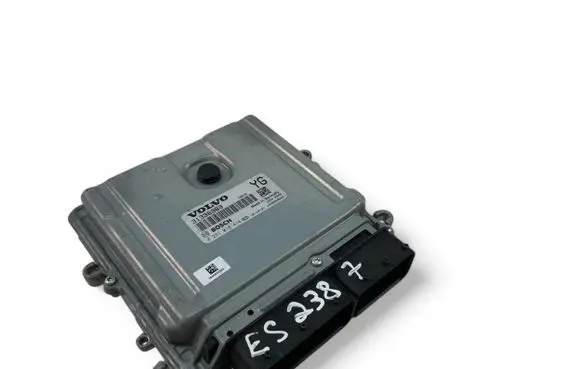Volvo S60 Engine control unit/module ECU 31336983 0281018414