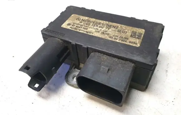 Mercedes-Benz A W169 Glow plug pre-heat relay A6401530479
