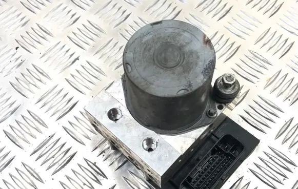 Audi A4 S4 B7 8E 8H ABS Pump 8E0910517H 8E0614517BF