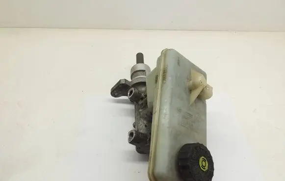 Renault Trafic II (X83) Master brake cylinder 320670082