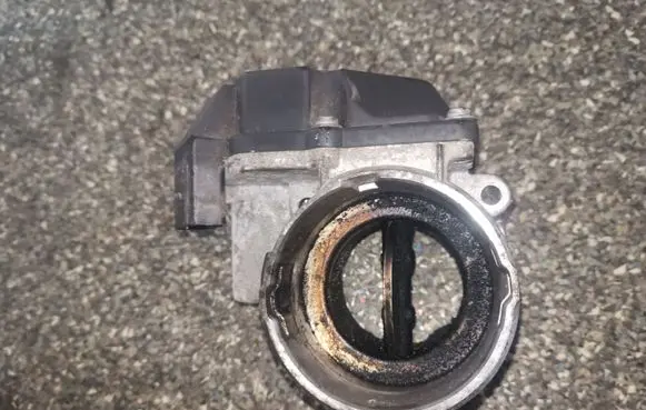 Audi A3 S3 8P Throttle valve 03G128063G